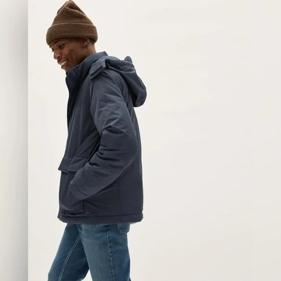 Everlane Men’s Renew Short Parka - Picture 2 of 10